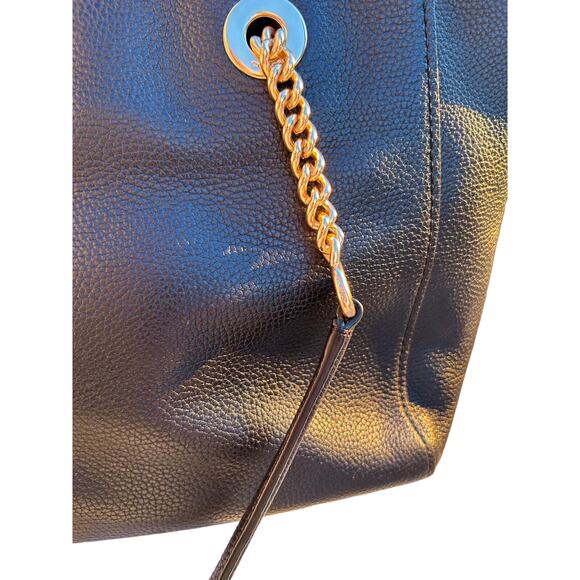 Coach Turnlock Chain Tote – Chic Polished Pebble Leather Handbag - Picture 9 of 11